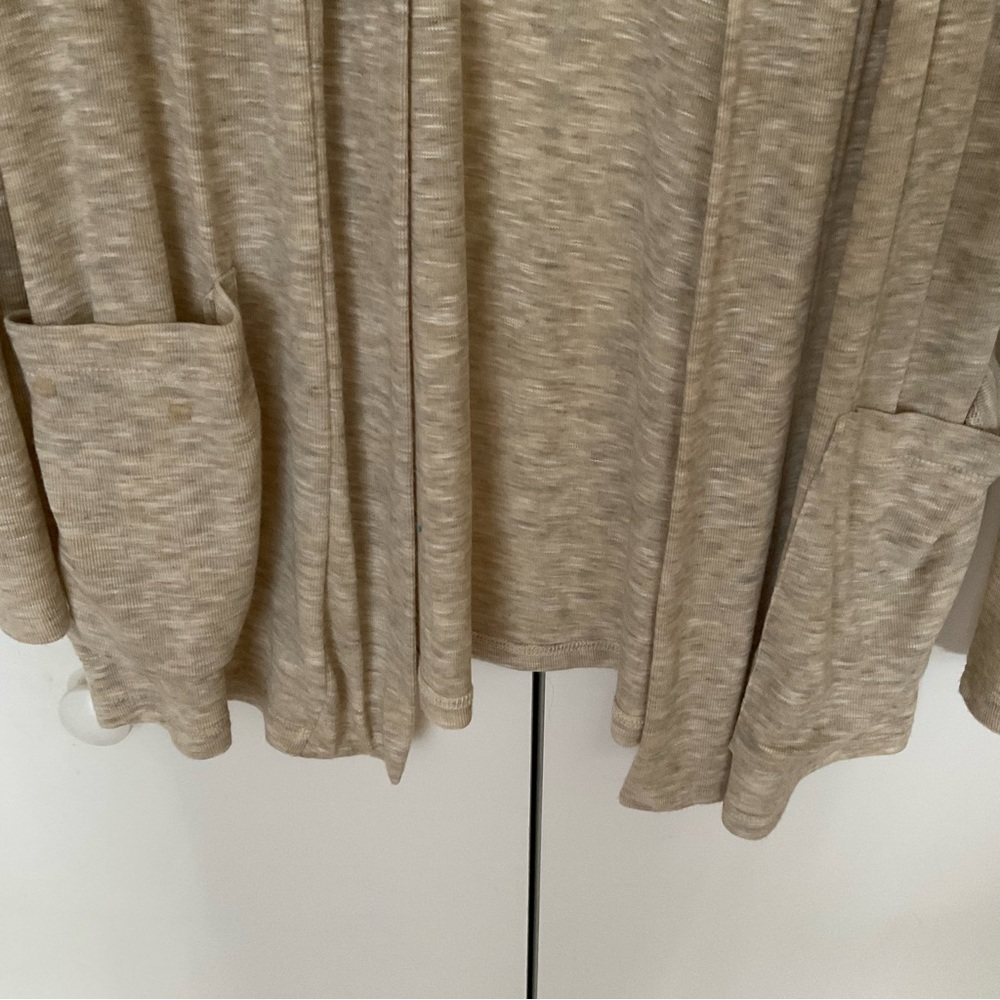 Cardigan - Picture 6 of 7